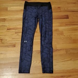 Snake skin workout leggings